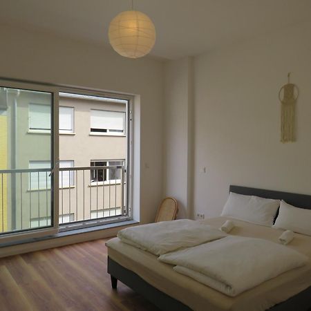L8 Street - Q2 16 Apartment Mannheim Room photo